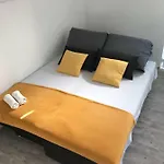 Studio Apartman Fani